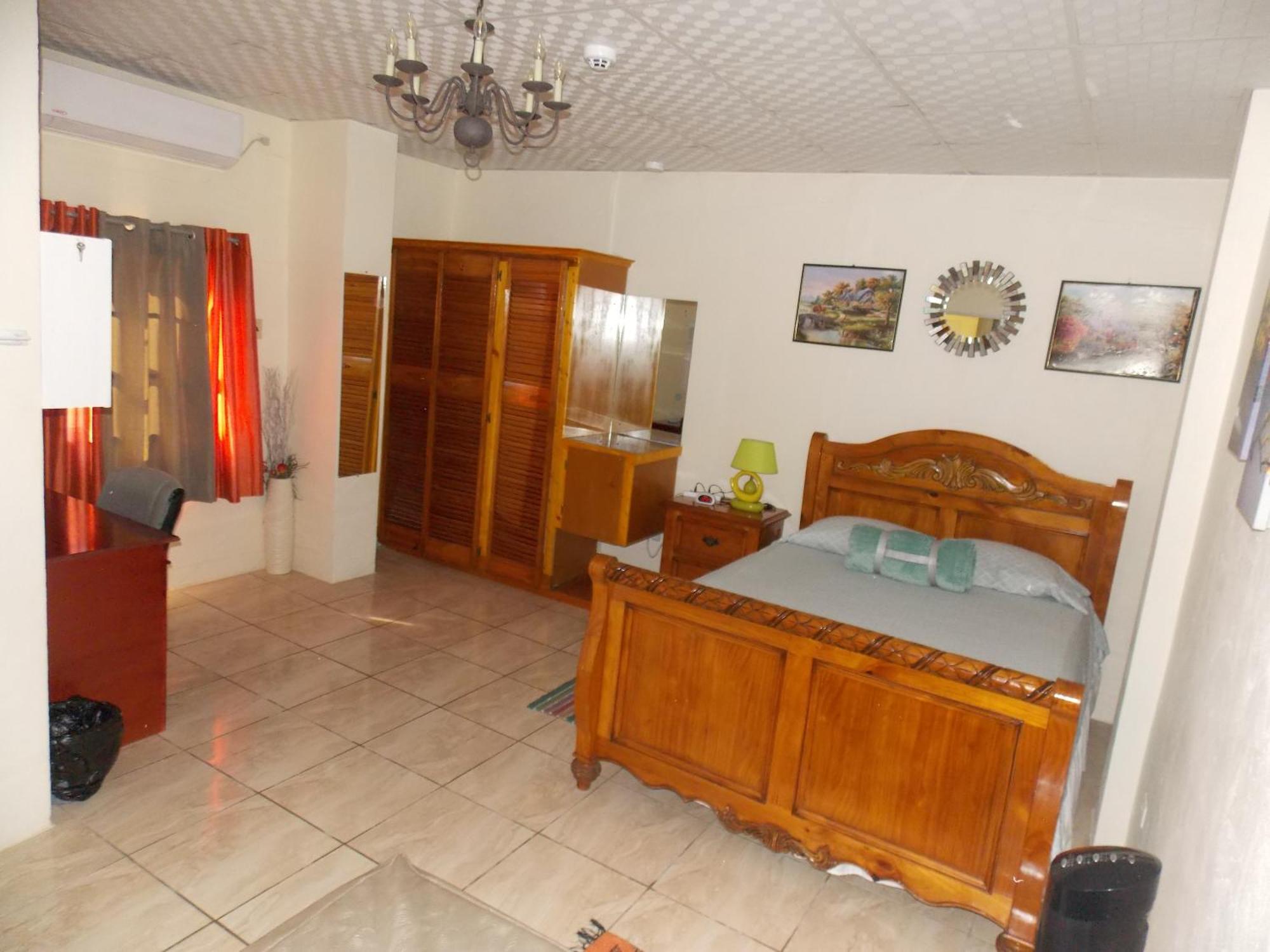 Stewart Apt- Trincity, Airport, Washer, Dryer, Office, Cable , Wifi Exterior photo